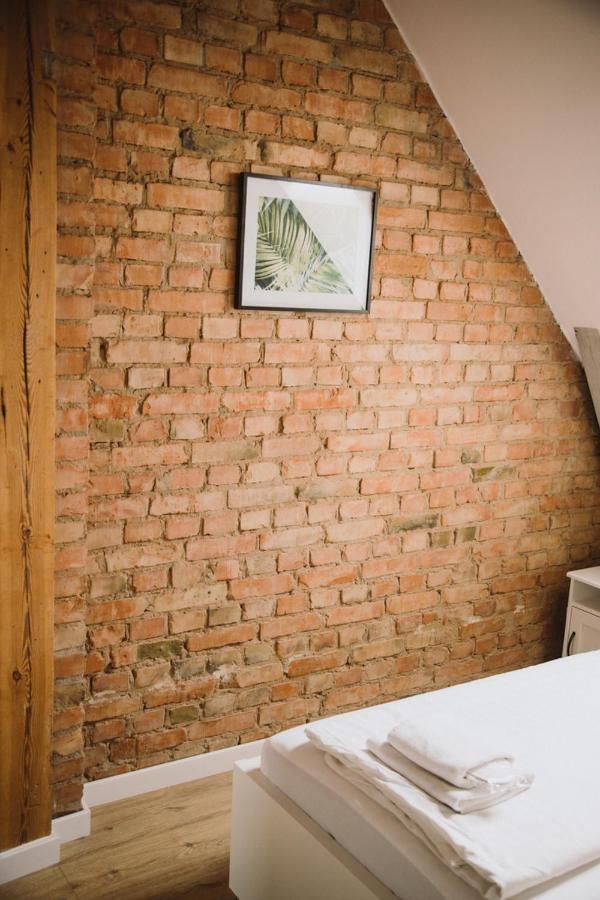 Apartamenty Leszno Лешно Экстерьер фото