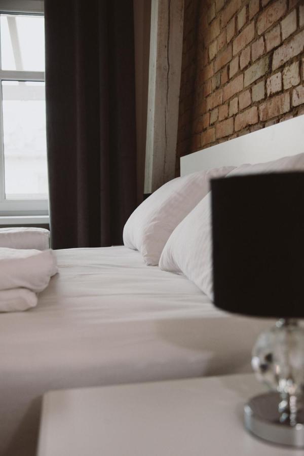 Apartamenty Leszno Лешно Экстерьер фото