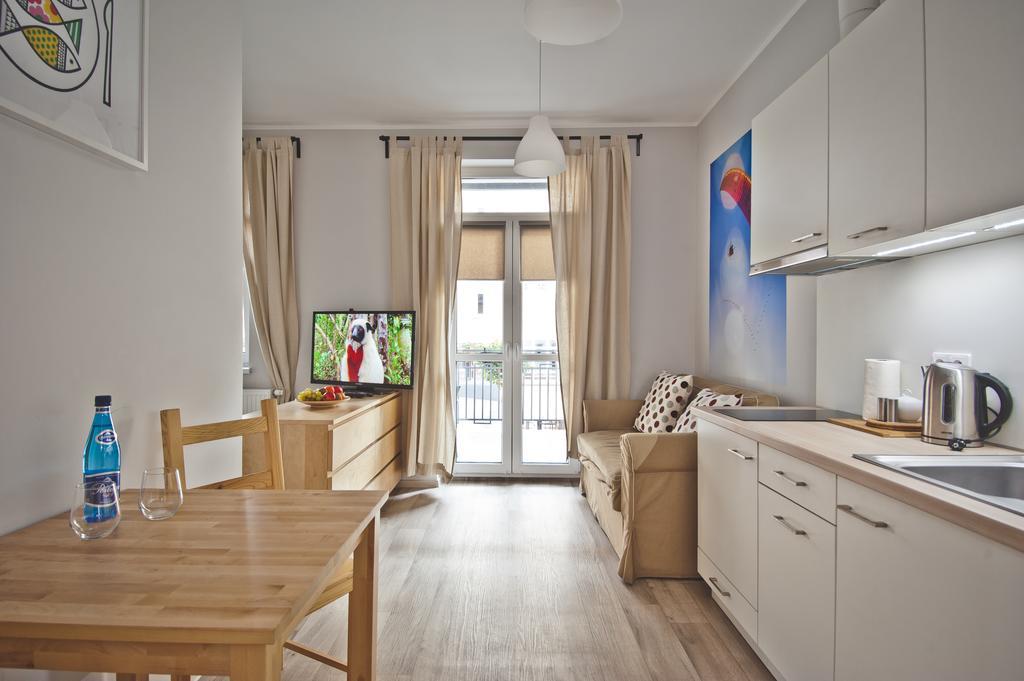 Apartamenty Leszno Лешно Экстерьер фото
