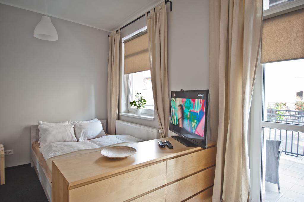 Apartamenty Leszno Лешно Экстерьер фото
