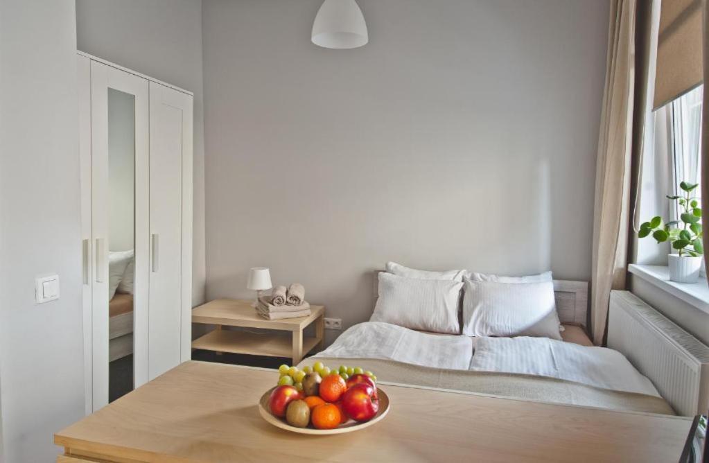 Apartamenty Leszno Лешно Экстерьер фото