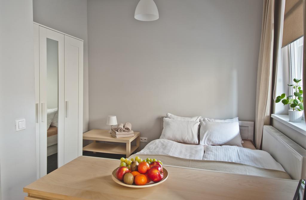 Apartamenty Leszno Лешно Экстерьер фото