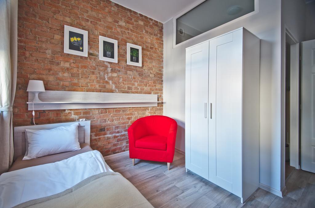 Apartamenty Leszno Лешно Экстерьер фото