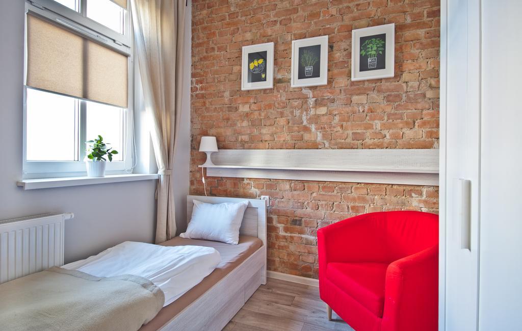 Apartamenty Leszno Лешно Экстерьер фото