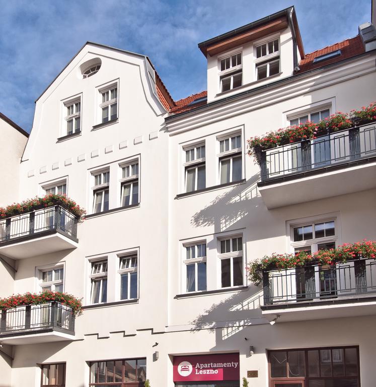 Apartamenty Leszno Лешно Экстерьер фото