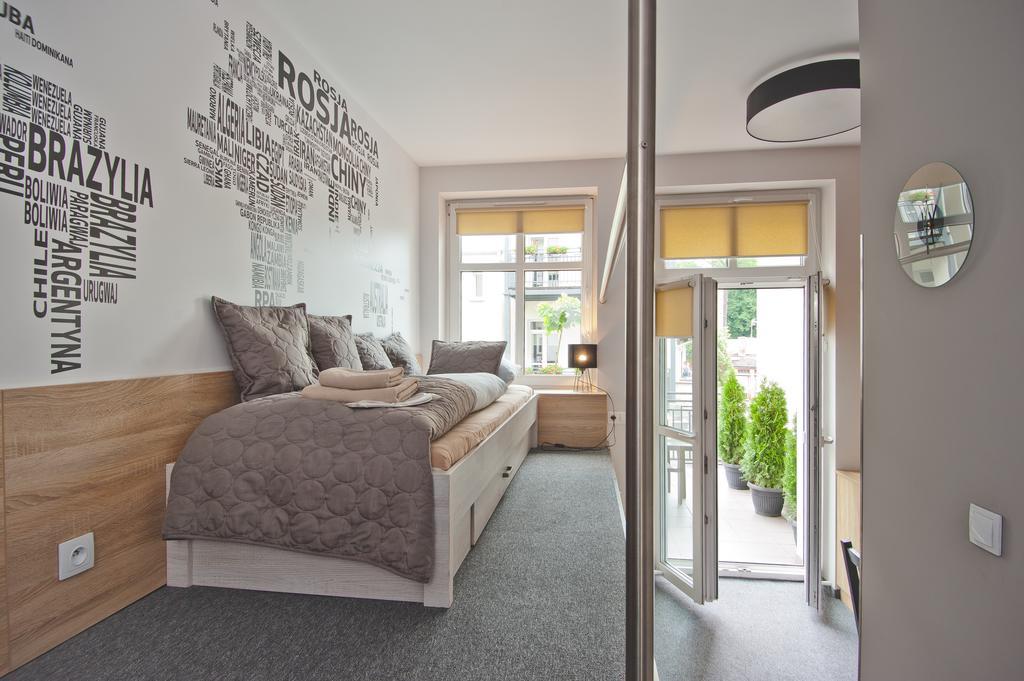 Apartamenty Leszno Лешно Экстерьер фото